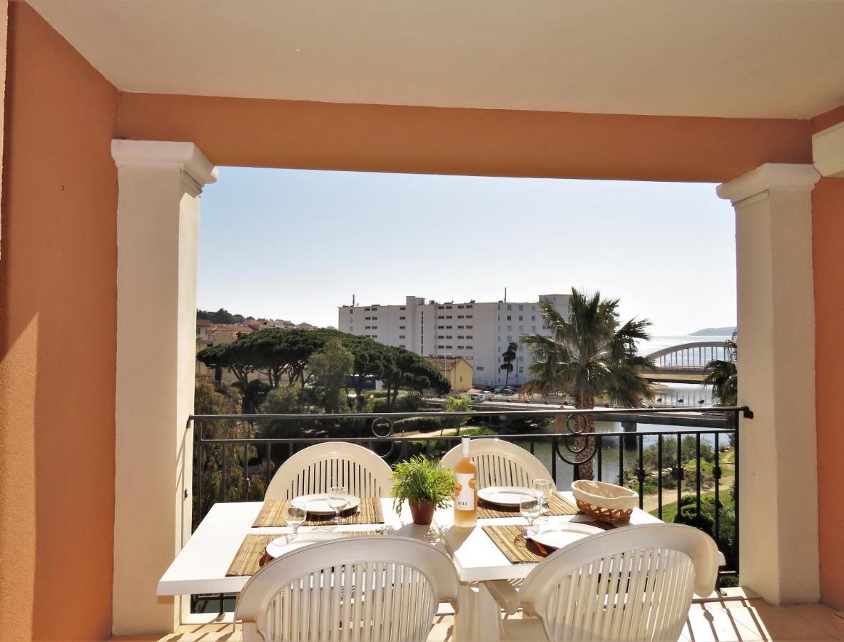 Ferienwohnung Port Marine Sainte-Maxime Exterior foto